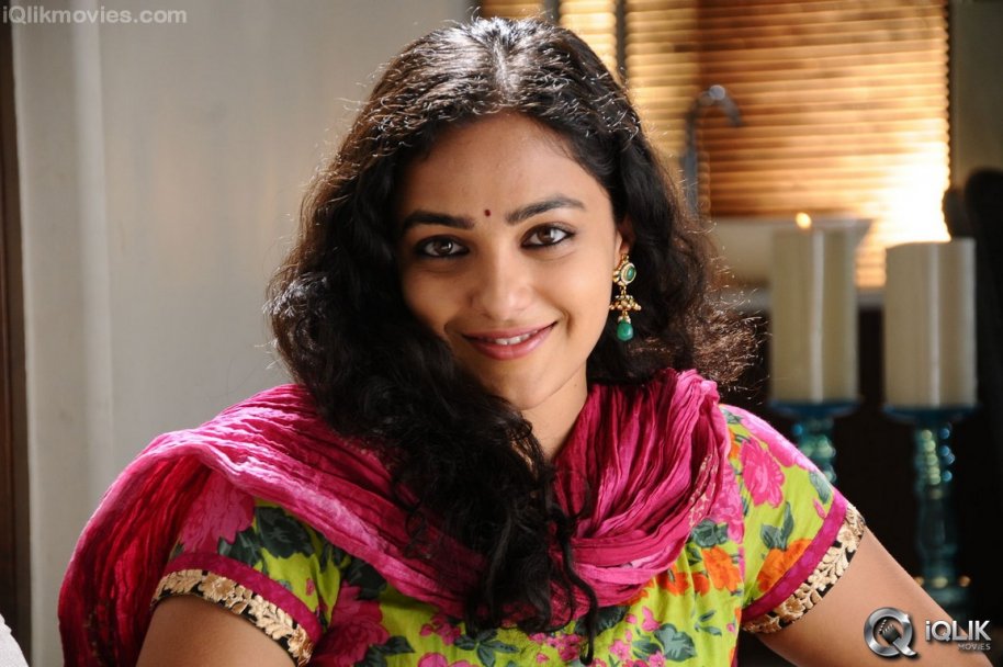 Gunde Jaari Gallanthayyinde